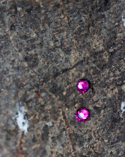 3.83 mm Round Shape Preciosa Crystal Hot Fix in Fuchsia Color