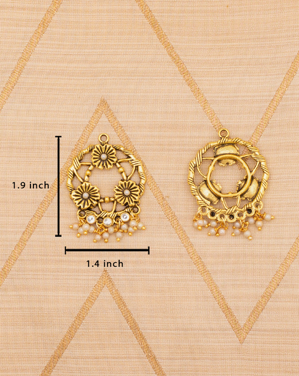 Engraved Metal Button with Pearls-Golden