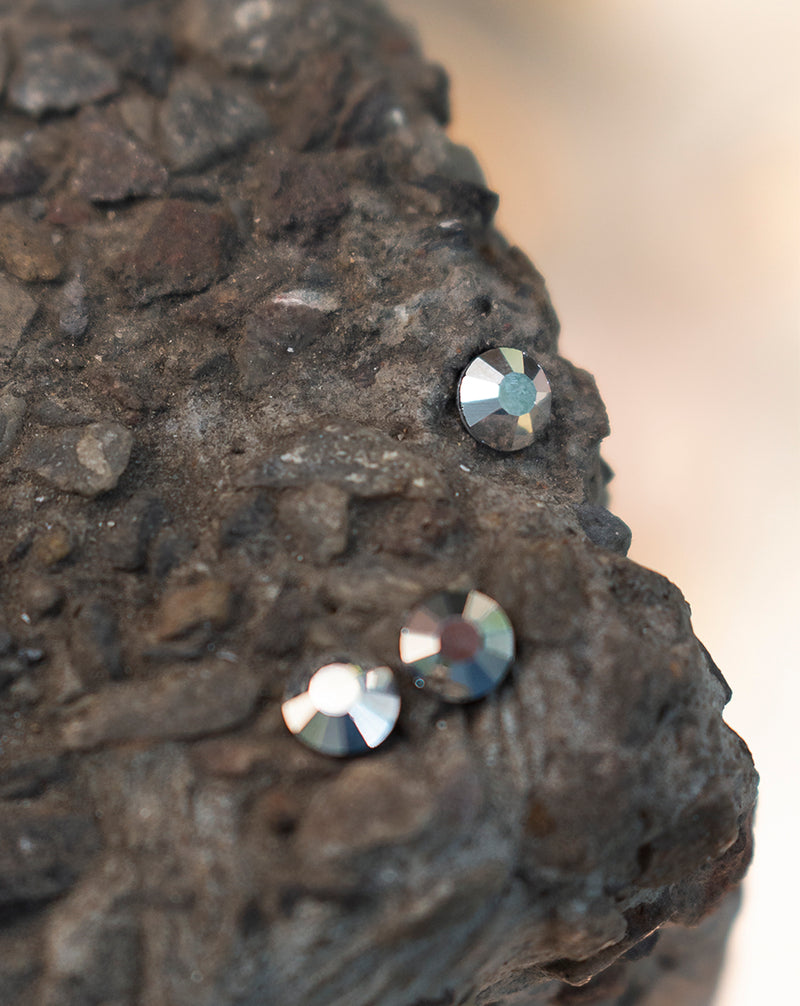 4.62 mm Round Shape Preciosa Crystal Hot Fix in Labrador Color