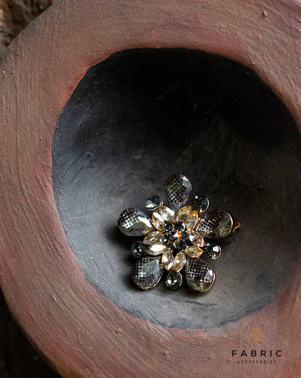 Metal Rhinestone Floral petals Brooch