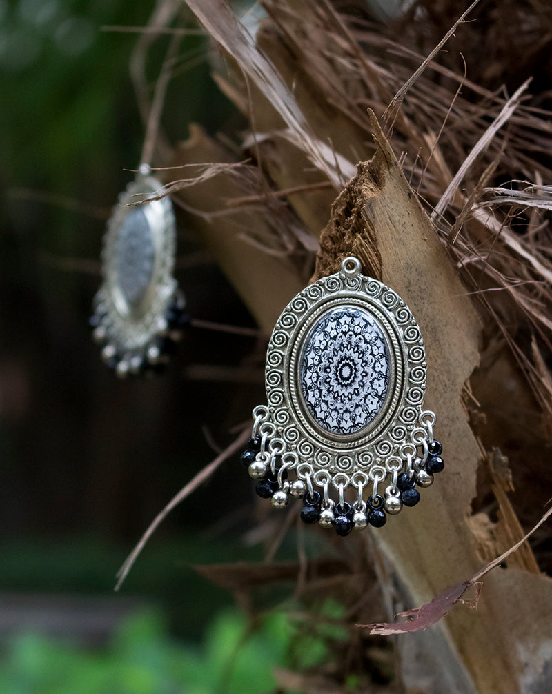 Premium metal multi color hanging button-Silver