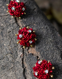 Designer rose petals button in metal