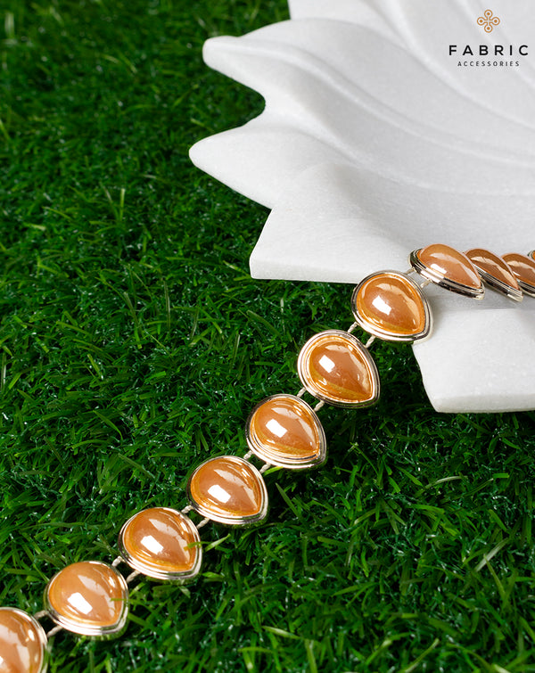 Water Gold Plated Peach Stones Plastic Base Chain