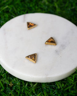 Flat back glue on Kundan stone for embroidery-Triangle